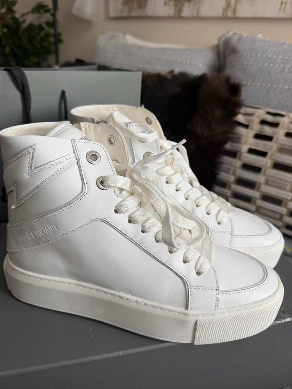 Zadig Voltaire Style White Leather High-Top Sneakers